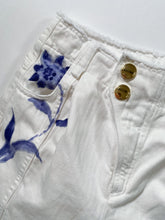 Load image into Gallery viewer, Kid’s Chloé Jeans
